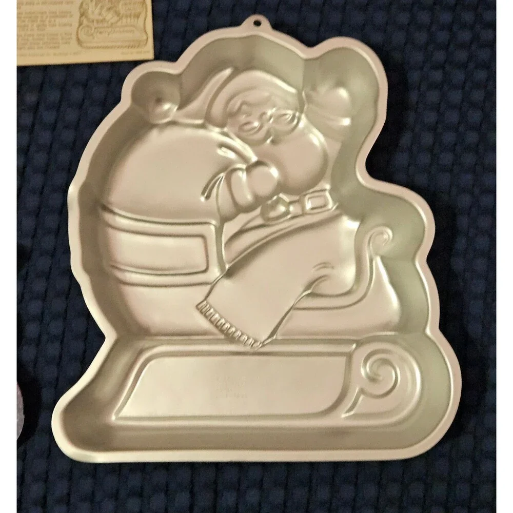 Vintage 1984 Wilton Santa N Sleigh Cake Pan 2105-3235 Christmas w/ Instructions